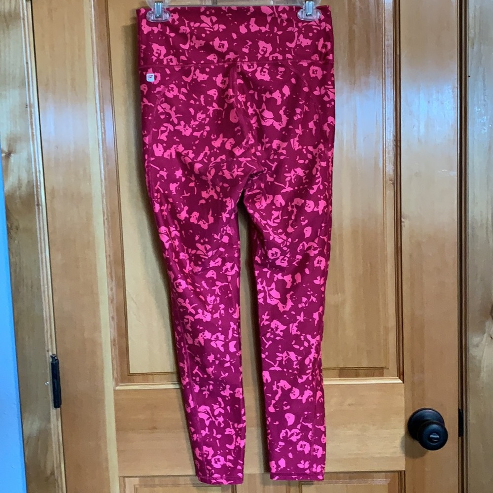 Fabletics High-Waisted Powerhold M/Short - Picture 3 of 4